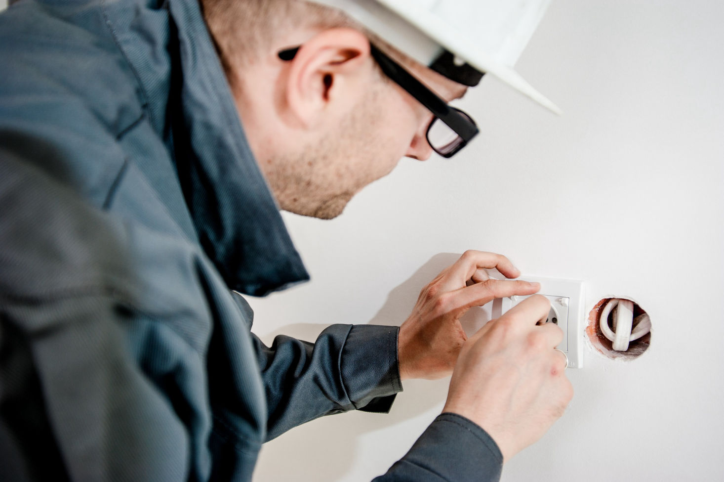 Lighting & Electrical Contractor in Seattle